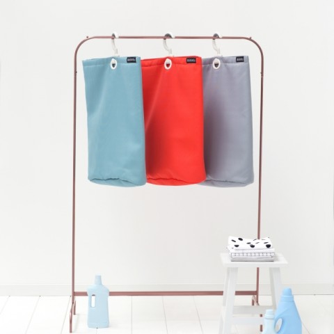 106064-105906-106088-Hanging-Laundry-Bag-Mint-Grey-Red-MOOD-03b